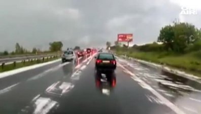 Валежите продължават през нощта и утре