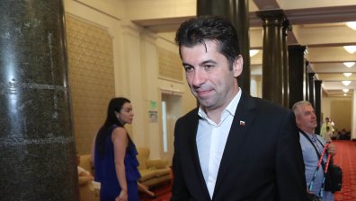 Кирил Петков: От дисциплината зависи колко дълго ще продължи правителството