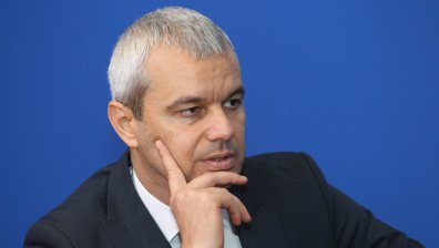 "Възраждане" събира подписи за вот на недоверие срещу правителството