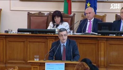 От ГЕРБ настояват за оставката на Пламен Узунов