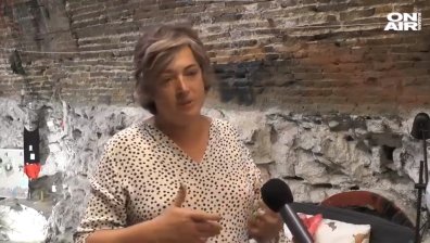 В опит да откаже цигарите: Варненка се окова с вериги в бункер