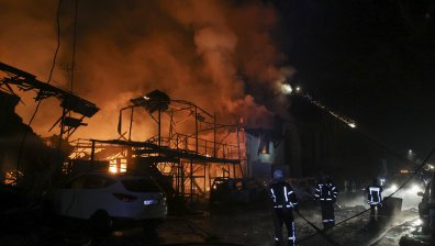 Масиран обстрел разтърси Херсон, множество са пожарите