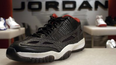 Ценител плати над половин млн. долара за чифт маратонки на Джордан