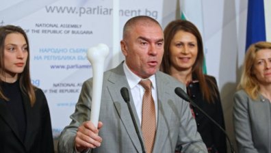 Марешки: Радев обиди дясно мислещите хора, защото няма моите успехи