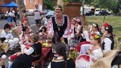 "На седянка с раздумка и песен": Елин Пелин вдъхва живот на стари традиции