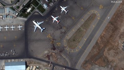 МВнР: Българи работят за международни организации в Кабул, следим тяхната евакуация