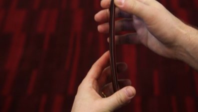 CES-2015 Новият извит смартфон на LG