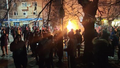 Алкохол, дрога, палеж, кражба: СДВР разкри досиетата на арестувани при протестите