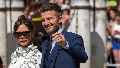 Семейство Бекъм влезе в конфликт със съседи заради строеж