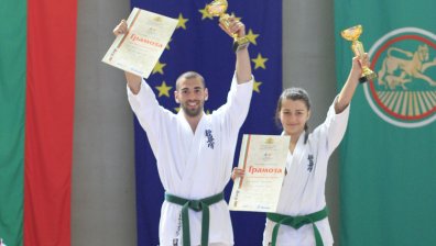 Проведе се международен турнир за купа &bdquo;Верея&rdquo; за мъже и жени