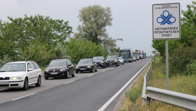Важно към шофьорите: Избягвайте тези места на връщане след празниците