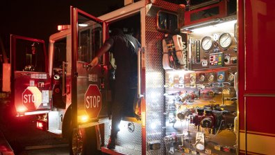 Хиляди евакуирани в Британска Колумбия заради горски пожари