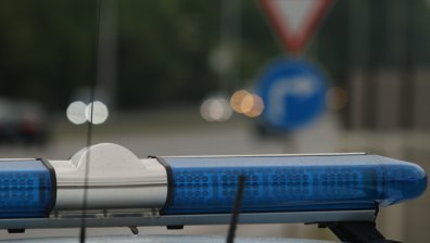 Баячки ограбиха възрастна жена, за да я спасят от страховете за Ковид-19