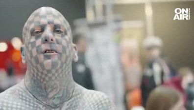 Мъж с над 800 татуировки на квадрати добави още фигури по тялото си (+ВИДЕО)