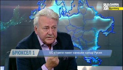 Асен Агов: Подпалването на европейска война е единственият ключ на Путин за оставането му на власт