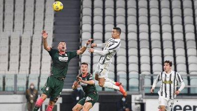 Кой друг, ако не Кристиано Роналдо: "Ювентус" отнесе "Кротоне"