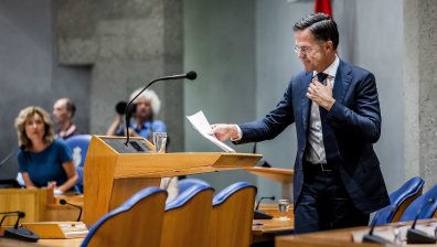 Рюте се оттегля от политиката след над 13 години власт