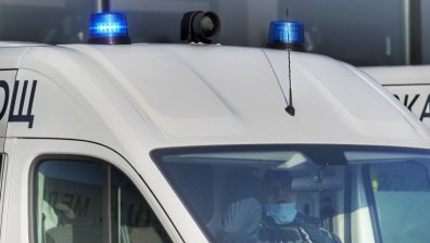 Жена е с опасност за живота след катастрофа на "Тракия"