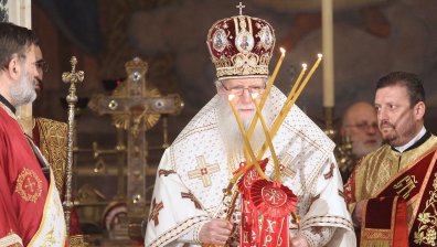 Патриарх Неофит възвести Христовото Възкресение и благослови българите