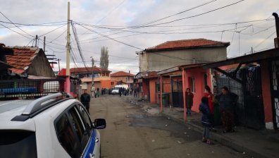 Задържаха двама бургазлии за купуване на гласове