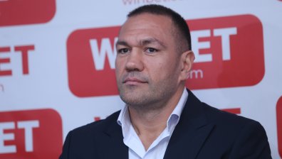 Компютърна симулация: Победа с нокаут за Пулев срещу Джошуа