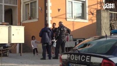 Алкохол, съседски скандал, потрошена патрулка и няколко задържани в Куклен