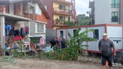 Започна изплащането на помощи на пострадали в Царево