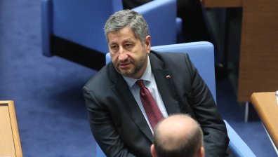 Христо Иванов и Кирил Петков коментираха рокадите в силовите структури