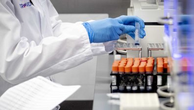 МЗ предлага НЗОК да плаща тестовете и лечението на пациентите с Ковид-19