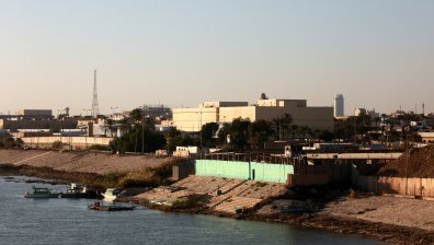 Две ракети "Катюша" паднаха край US посолството в Багдад