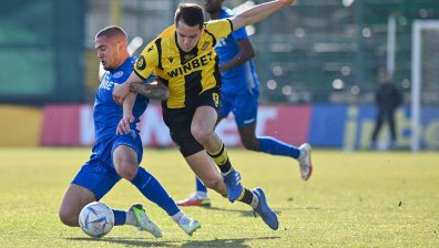 "Марица" шокира "Локо" (Пловдив) с 2:0, Мартин Паскалев си вкара автогол