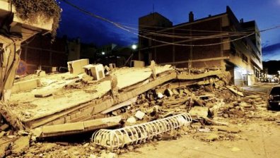 10 жертви на труса в Испания