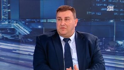ЕС няма избор да не се справи с мигрантите, твърди евродепутат от ГЕРБ