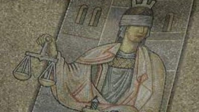 Обвиниха 6 лица за участие в група за изнудване над длъжници на кредитно дружество