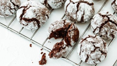 С аромат на шоколад и кафе: Пригответе си топящи се в устата напукани сладки