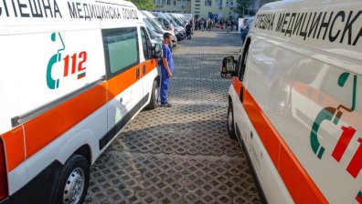 Майка и бебе пострадаха при катастрофа в Айтос заради 19-годишен шофьор