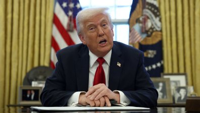 Доналд Тръмп въведе 25% мита върху вносните коли