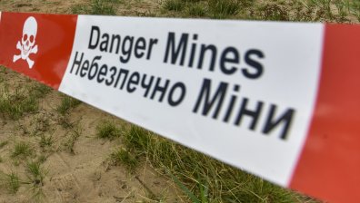 Смърт край Харков - мина уби шофьор на линейка, откриха останки на семейство с деца