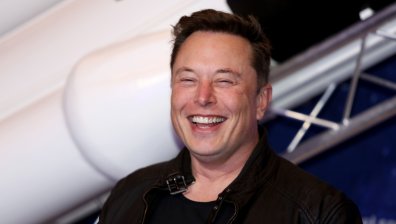 Мъск не вярваше в оцеляването на Tesla, а на света вече няма по-богат от него