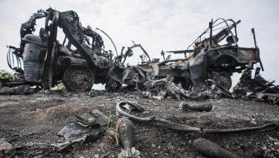 Русия атакува от всички посоки и е на прага на Киев, в Мариупол топят сняг за вода