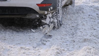 Вижте най-опасните автомобили при заледени пътища