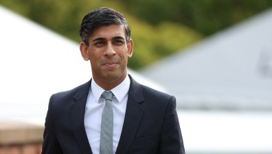 Сунак се ядоса на транссексуалните: Хората не трябва да вярват, че могат да бъдат от всеки пол