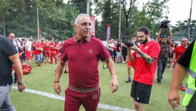 Стоичков с подкрепа към ЦСКА: Ще бъда част от публиката, но не мога да помогна на терена