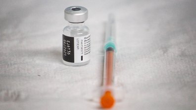 Ковид-19 за денонощието: Без починали и ваксинирани, 3,4% положителни проби