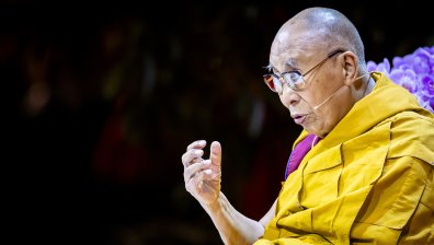 Далай Лама след ужаса в Тибет: Моля се за жертвите на земетресението