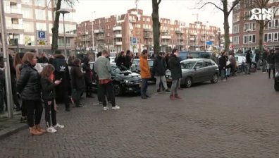 Арестуваха, а след това освободиха още двама души заради стрелбата в Утрехт