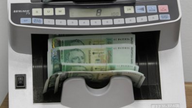 КЗП: Заплашват майки със запори, за да рефинансират бързи кредити