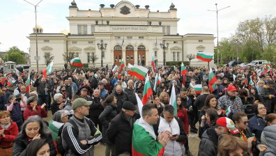 Поход за мир и неутралитет: Изпращането на оръжия в Украйна само разпалва конфликта