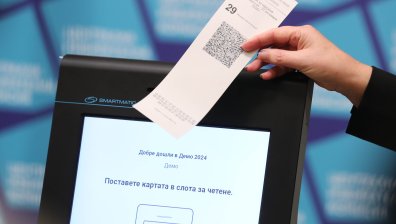 ЦИК демонстрира как ще гласуваме на изборите на 27 октомври