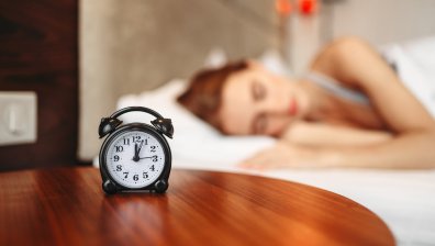 Храни, които се отразяват на съня - избягвайте ги, за да не броите овце